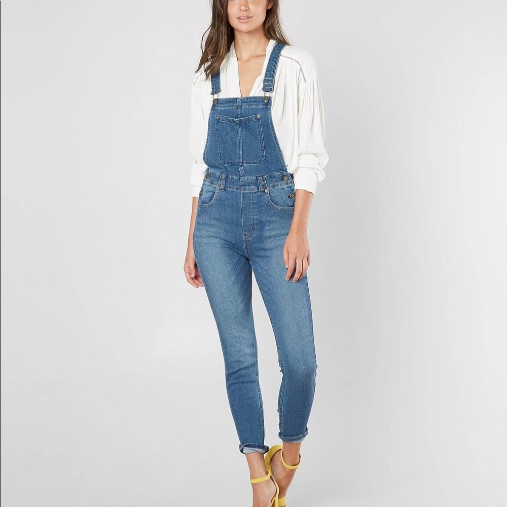 Free People Denim Overalls Dawn Size 31 brand new